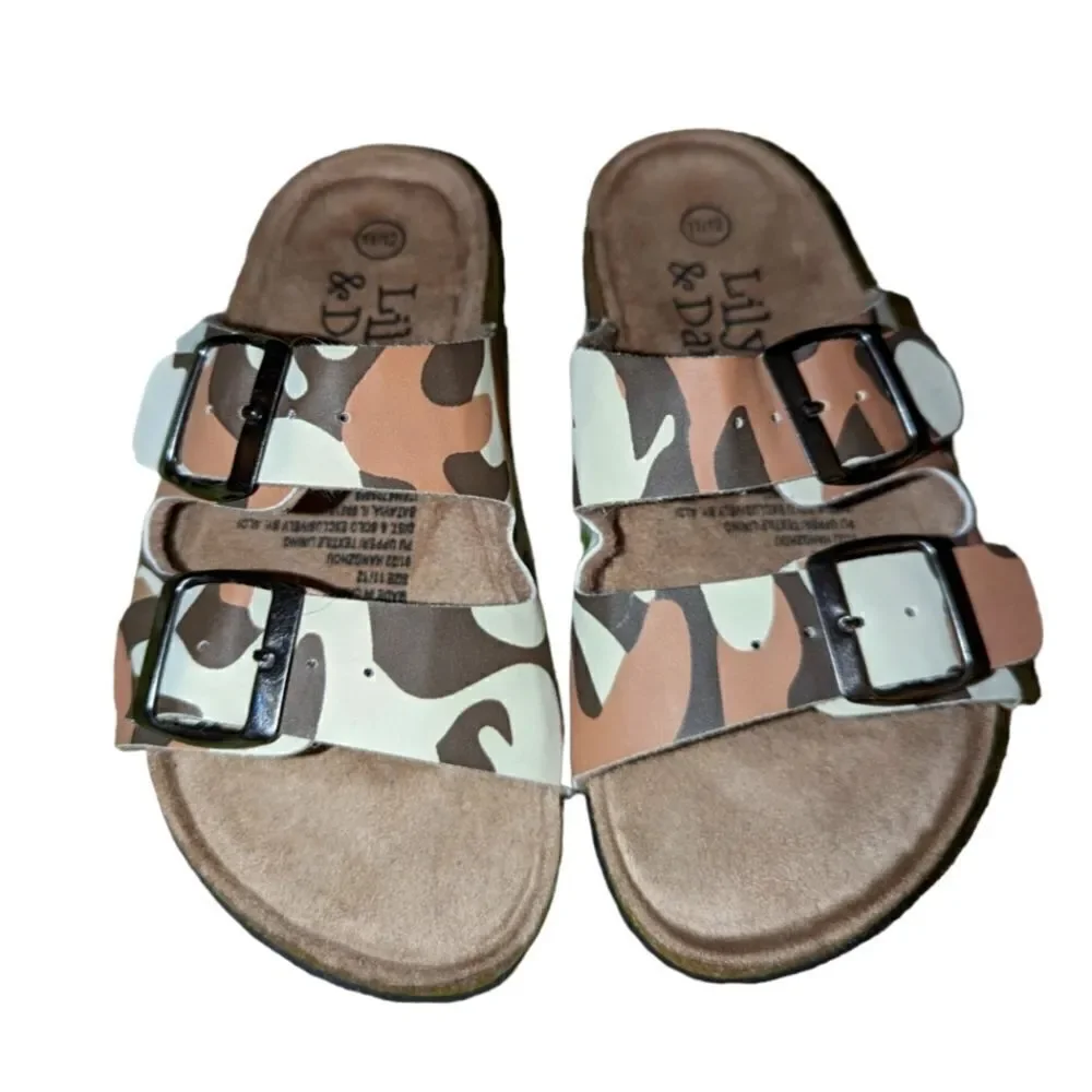 Lily and Dan camo sandals
